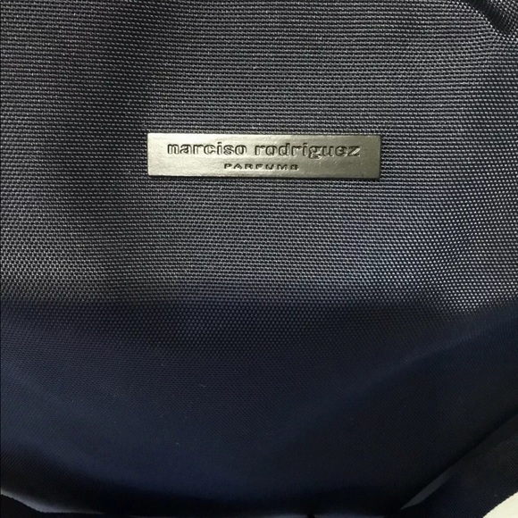 NARCISO RODRIGUEZ Xtra Large Blue Travel Tote Bag - Picture 2 of 4